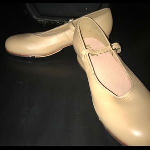 Bloch tap shoes